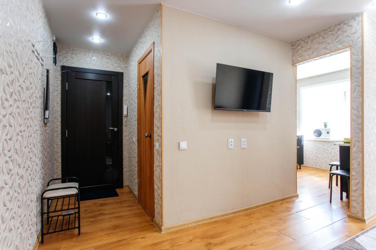 1 комнатная в центре на пушкина 92 Apartment